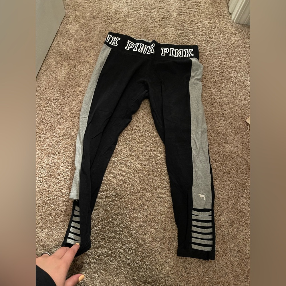 Victoria’s Secret pink leggings